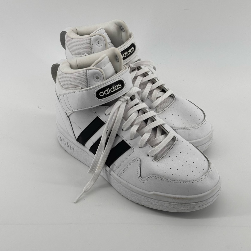 Adidas Womens White/Black Essentials Postmove Mid Basketball Shoes‎ Size 9